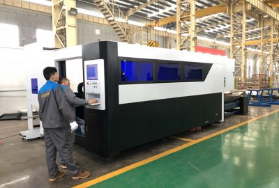 CNC 1KW laserový řezací stroj